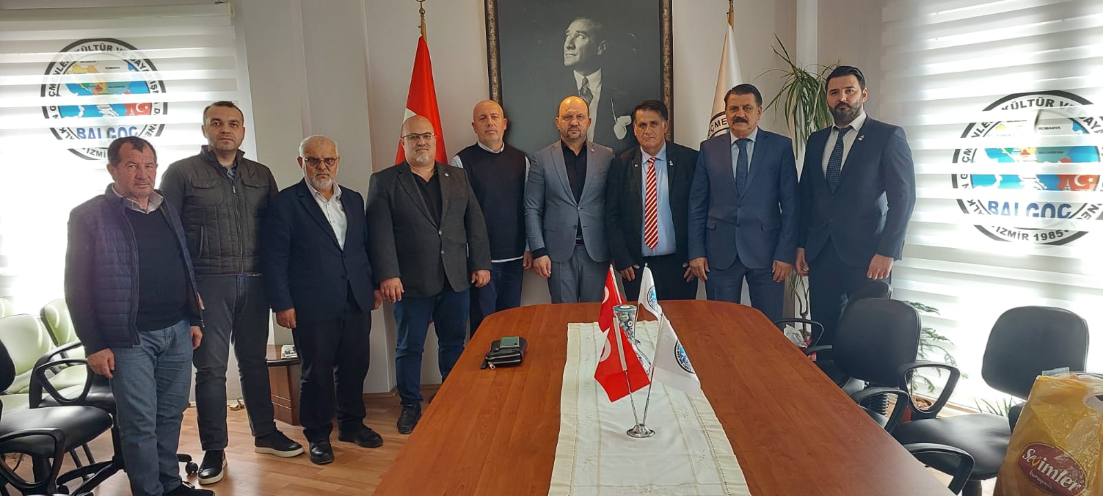 Zafer Partisi Konak Belediye Başkan adayı Süleyman Şenol ve heyeti derneğimize ziyarette bulundular. 